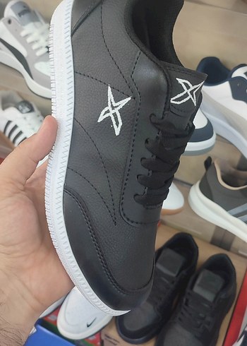 Diğer Siyah Beyaz Minimal Sneaker