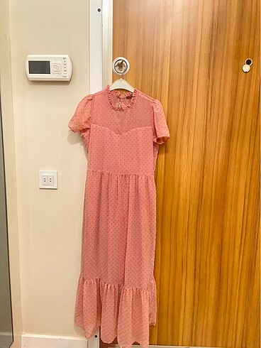 Pembe midi elbise