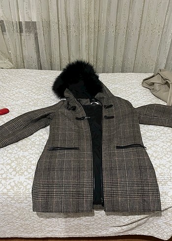 Mango kürklü parka