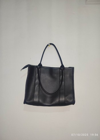 Siyah Deri Minimalist Kadın Çanta