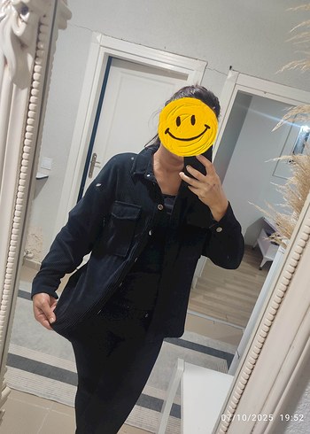 Siyah Düğmeli Salaş Kadın Denim gömlek