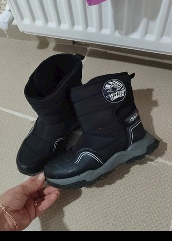 Erkek Çocuk Siyah Kauçuk Bot Velcro