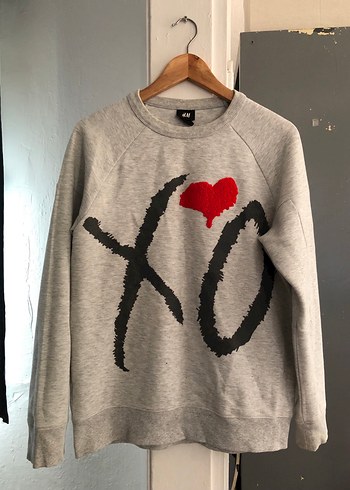 Gri Pamuklu XO Nakışlı Sweatshirt