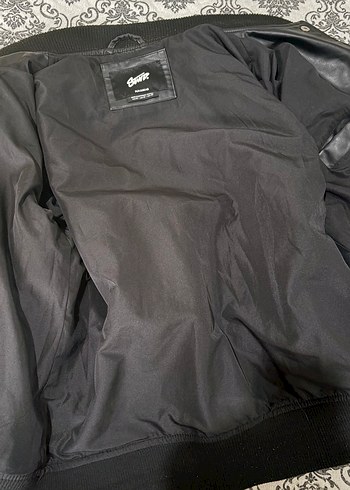 Pull and Bear Siyah Sehir Stili Bomber Ceket