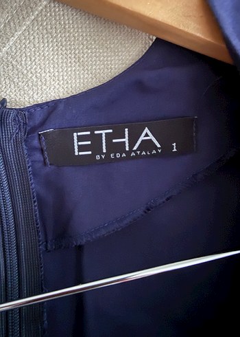 Lacivert V Yakalı Uzun Pamuk Elbise - Görsel 3