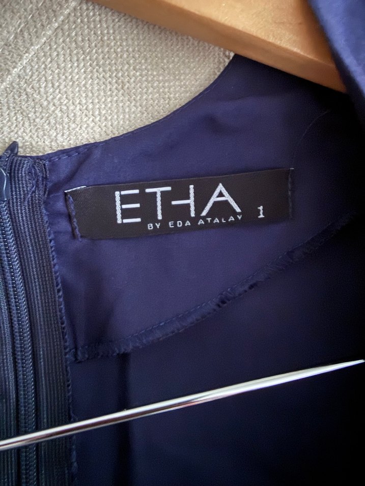 Lacivert V Yakalı Uzun Pamuk Elbise - Görsel 3