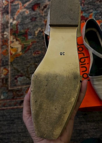 Bej Yılan Desenli Tokalı Kadın Babet - Görsel 2