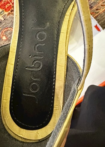 Bej Yılan Desenli Tokalı Kadın Babet - Görsel 3