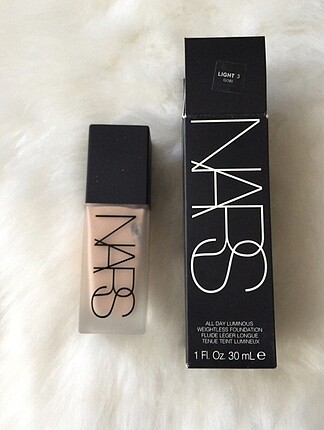 Nars all day luminous fondoten