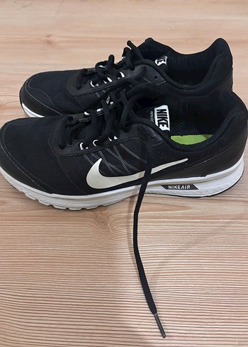 Nike Siyah Spor Ayakkabi