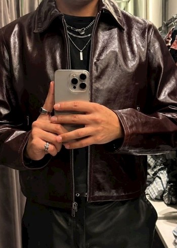 Zara Parlak Deri Ceket