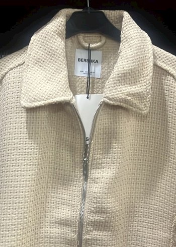 Bershka Ekru Dokulu Fermuarli Ceket