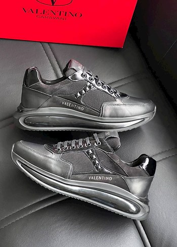 Valentino Siyah Metalik Sneaker