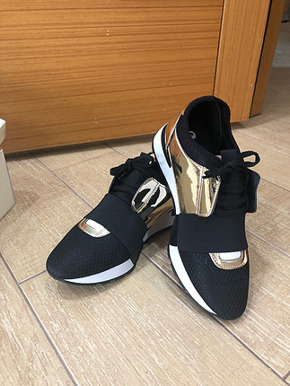 Bambi Bambi yüksek taban