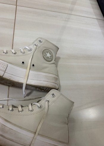 Converse ürünü