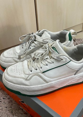 Beyaz Spor ayakkabı 38 beden - Görsel 4
