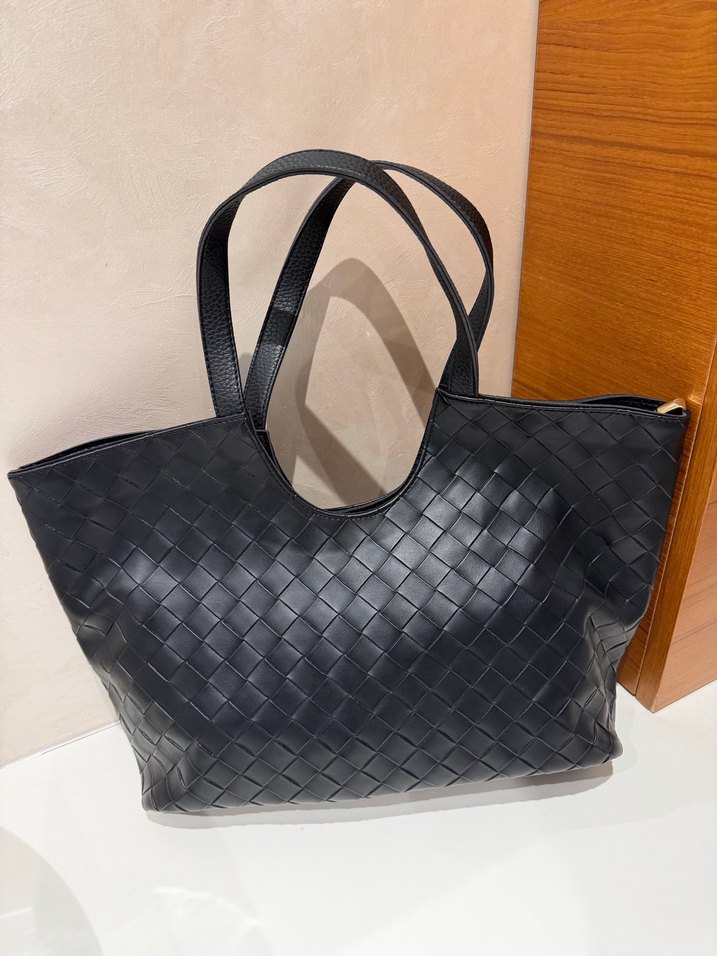 Siyah Deri Minimalist Kadın Çanta - Görsel 2