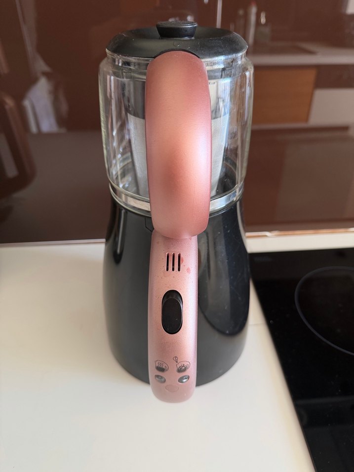 Pembe Saplı Siyah Çay Makinesi - Görsel 2