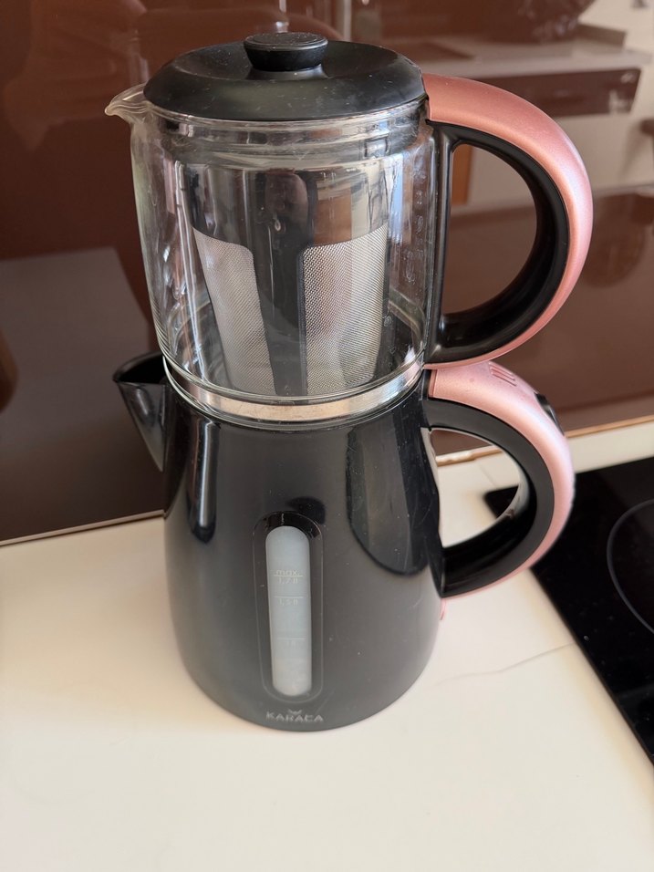 Pembe Saplı Siyah Çay Makinesi - Görsel 4