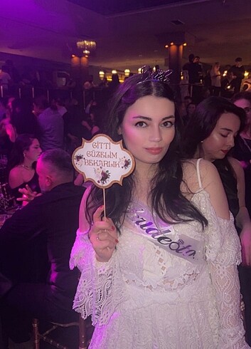 Raisa venassa pul detaylı elbisemiz kiralık fiyatı dir 