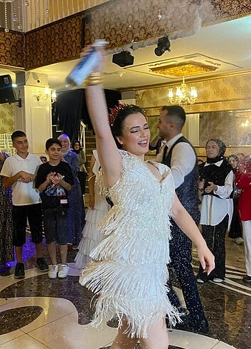 Tasarımcı After parti elbisesi ,after parti elbisesi ,kına son çıkış, püsk