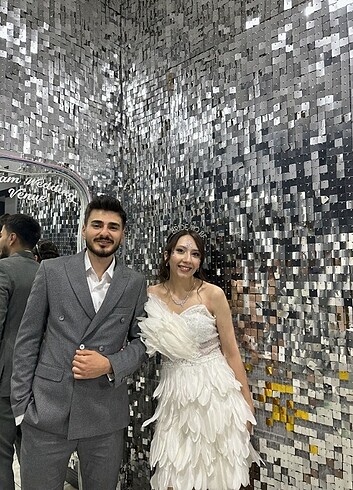 Tüylü after parti elbisesi, after parti mini gelinlik dış çekim - Görsel 7