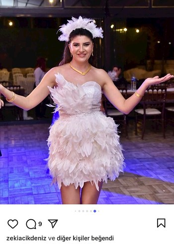 Tüylü after parti elbisesi, after parti mini gelinlik dış çekim - Görsel 8