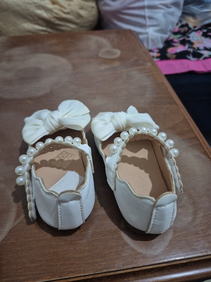 Kız Çocuk Beyaz Fiyonklu Babet Ayakkabı - Görsel 2