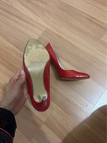 39 Beden kırmızı Renk Mango stiletto