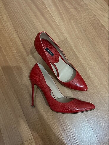 Mango stiletto