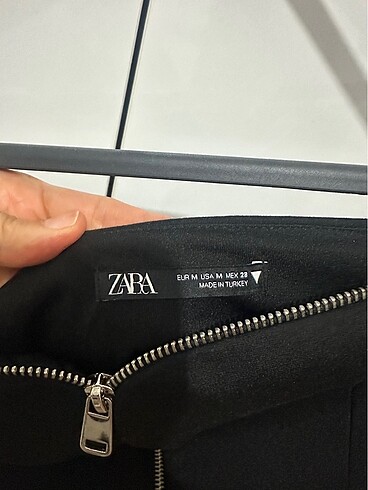 m Beden siyah Renk Zara straplez bluz