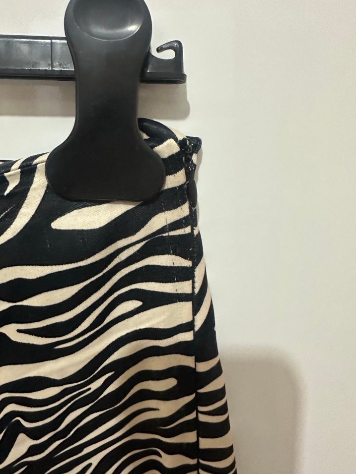 Zebra Desenli Pilili Uzun Midi Etek - Görsel 5