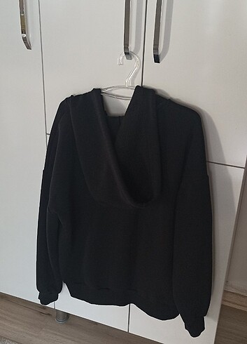 l Beden Fermurlı Kapşonlu sweatshirt