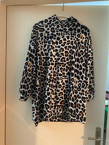 Kadın Uzun Leopar Sweatshirt