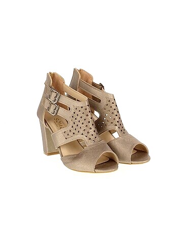 Vintage Love PreLoved Sandalet %70 İndirimli.