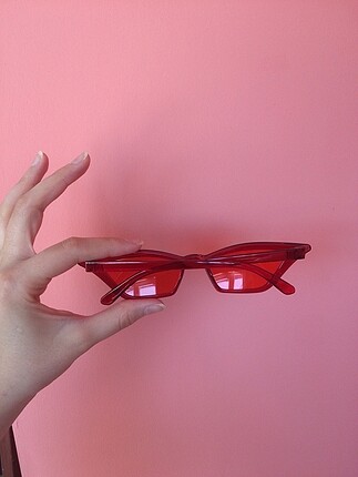 Vintage Love Güneş gözlüğü kırmızı