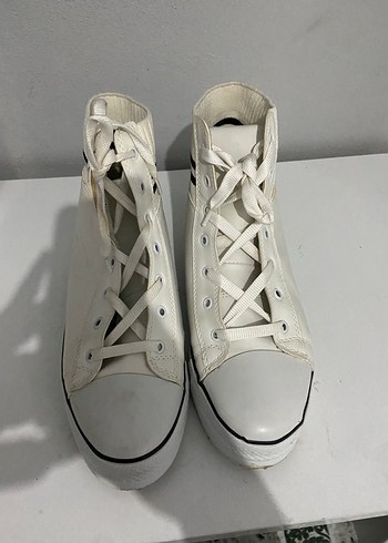 Converse Sik Ve Rahat Beyaz Converse