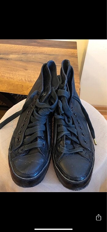 Converse Özel model