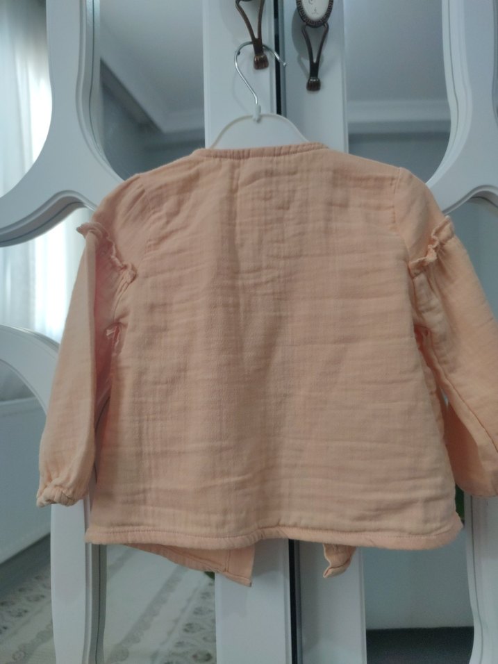 Kız Çocuk Düğmeli Keten Gömlek - Görsel 4