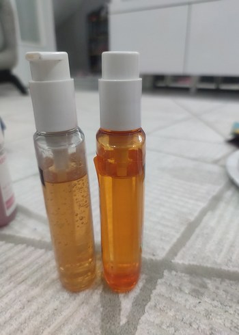 Neutrogena Neutrogena Derin Temizleyici ve Sivilce Karşıtı Jel