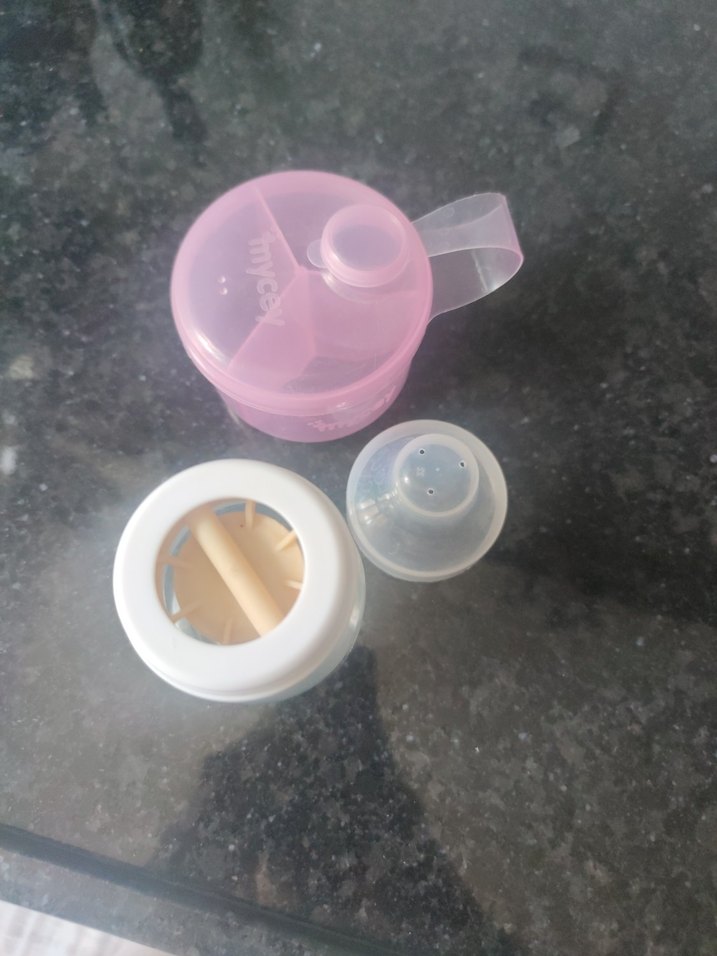 Pembe Bebek Biberonu ve Kapaklı Saklama Kabı - Görsel 3