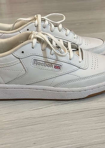Reebok ürünü