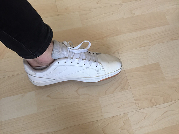 giyilebilecek durumda reebok 41 numara