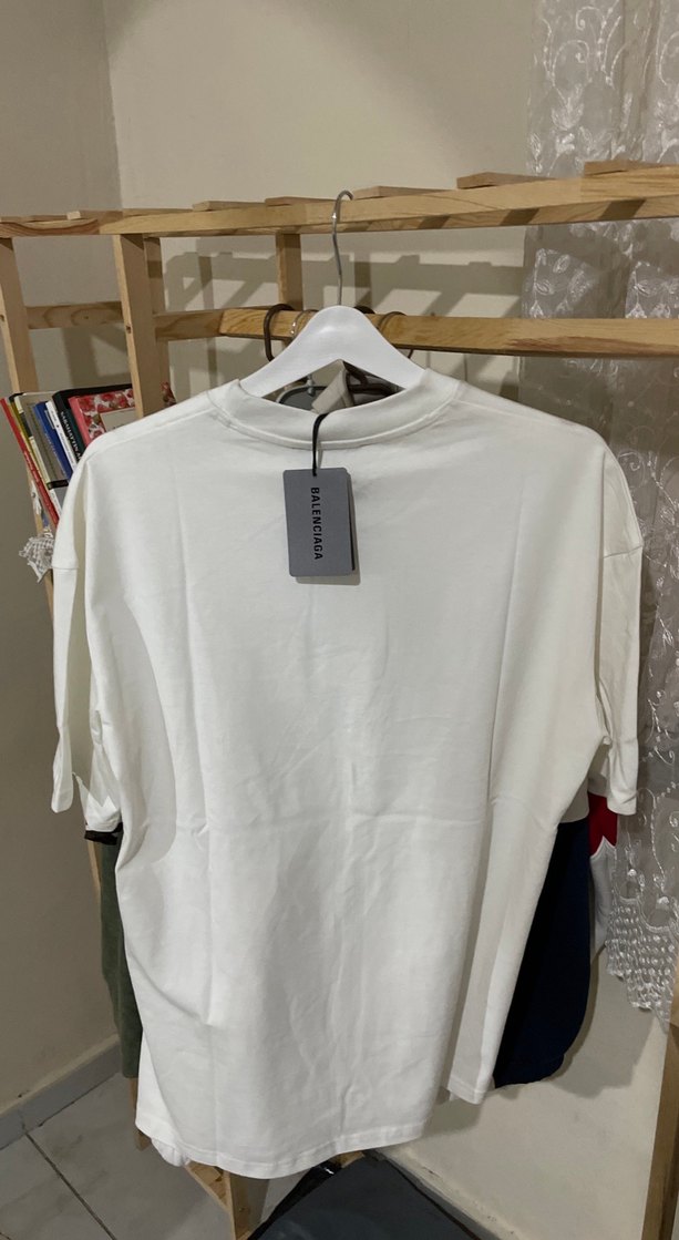 Beyaz Oversize Bisiklet Yaka Tişört — görsel 2/3