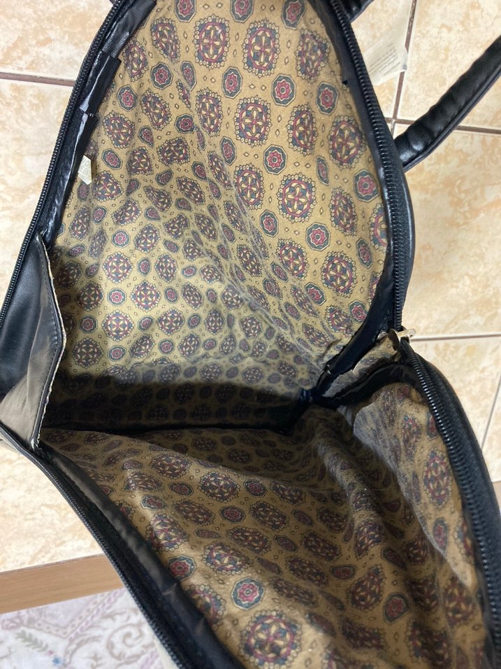 Siyah Deri Kadın Sırt Çantası - Görsel 4