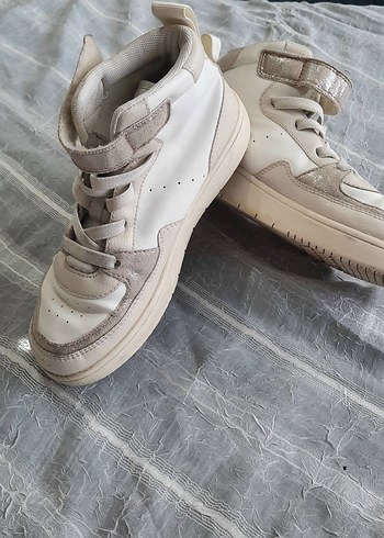 H&M Ekru Deri Gorunumlu Sik Sneaker 33 Numara