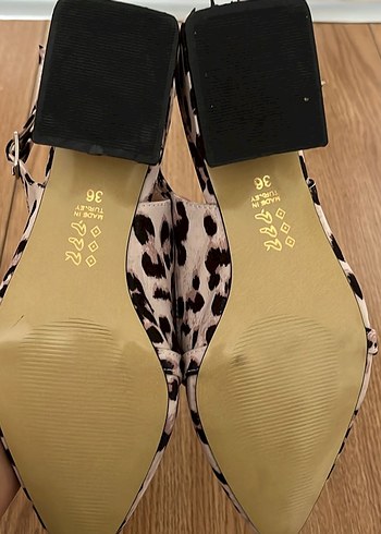 Nine West Leopar Desenli Tokalı Kadın Topuklu Ayakkabı