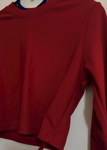 Kırmızı Uzun Kollu Crop Top - Görsel 3