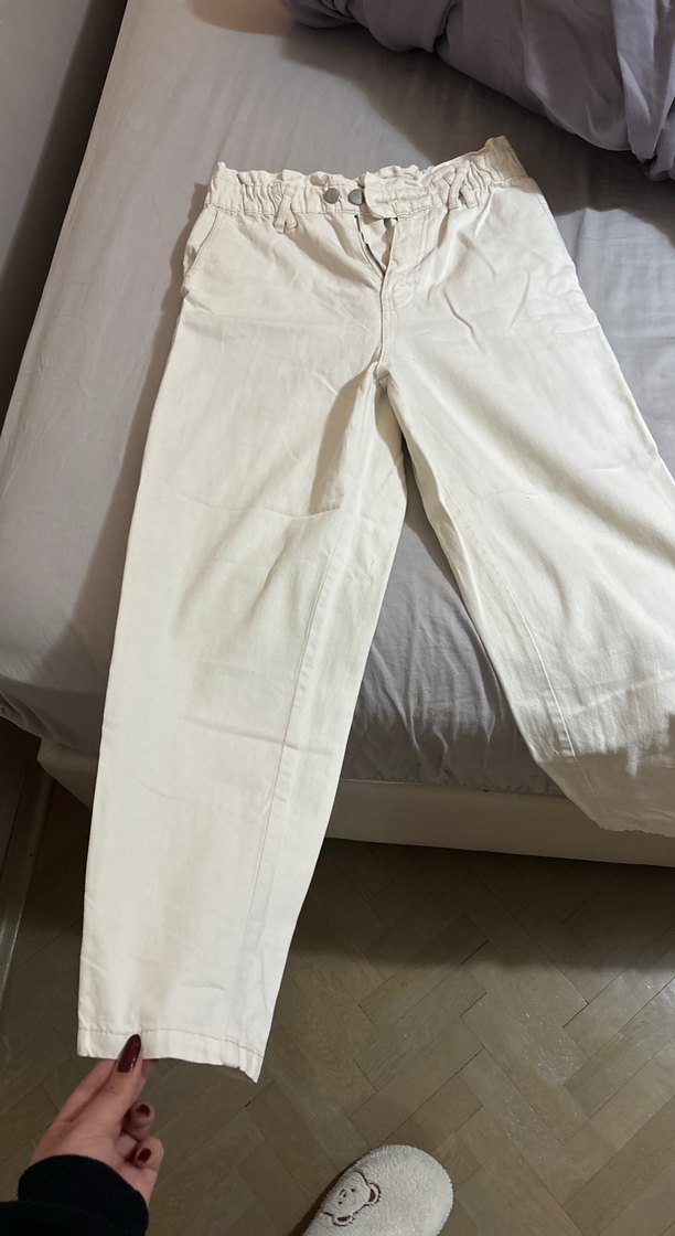 Kadın Pamuklu Beyaz Düğmeli Rahat Kumaş Pantolon - Görsel 3