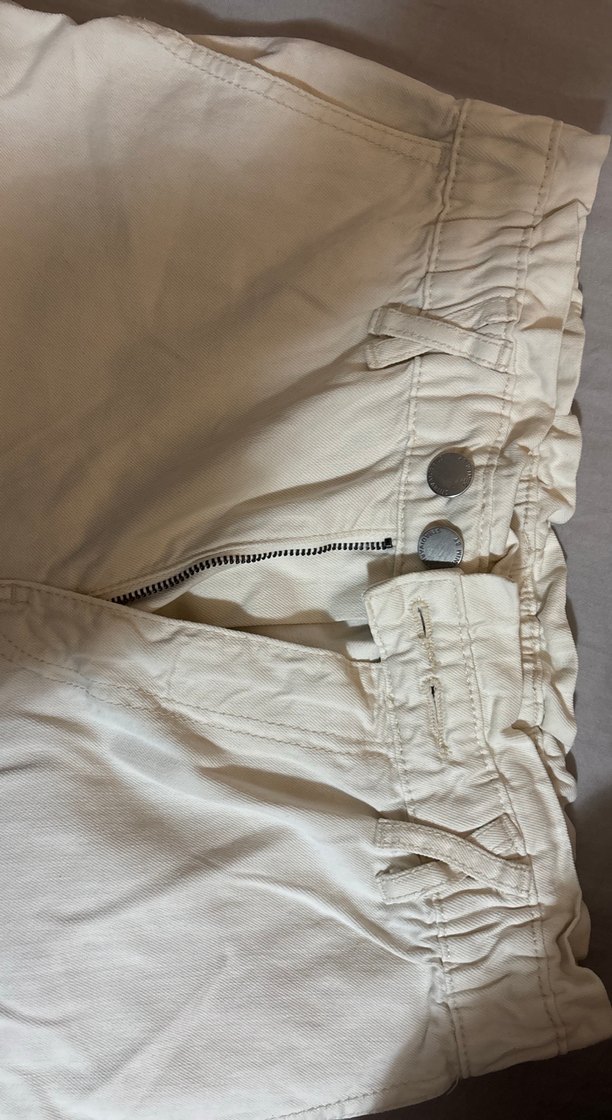 Kadın Pamuklu Beyaz Düğmeli Rahat Kumaş Pantolon - Görsel 4